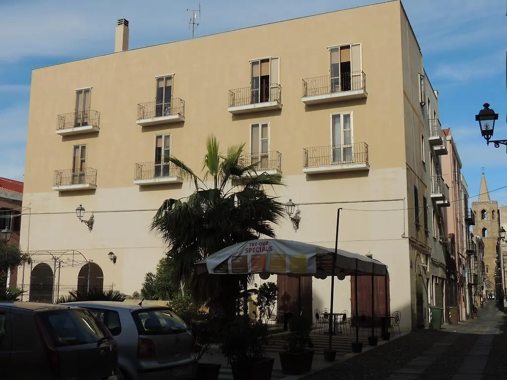 Mary Centro Storico Lägenhet Alghero Italien